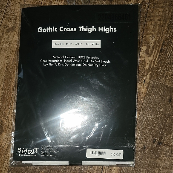 Nun Costume w/ Accessories - Picture 6 of 9